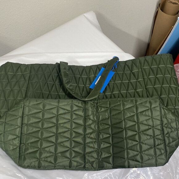 NEW Francesca's Kenzie Olive Puffer Quilted Tote Bag - Picture 5 of 5